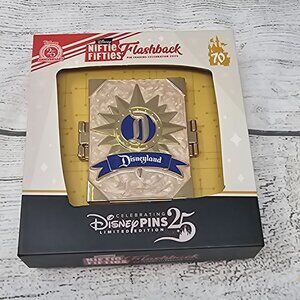 NEW! Disneyland Goofy Exploring Frontierland & Adventuraland Z fold LE 250 Pin A